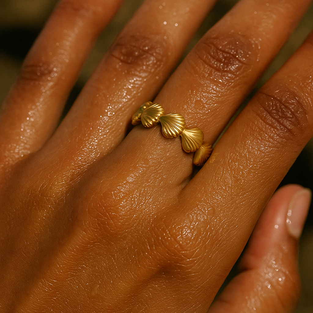 Libby Shell Ring